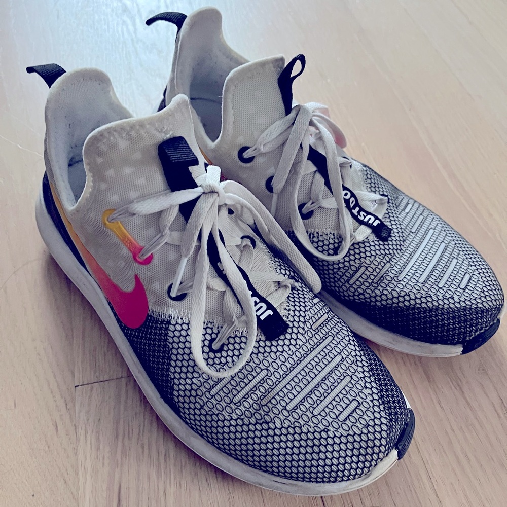 Nike Free TR8 - 7.5